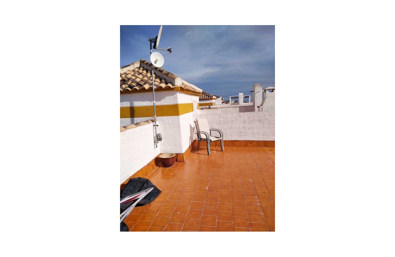 Resale - Apartment - Entre Naranjos