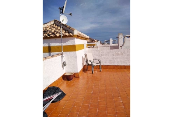 Resale - Apartment - Entre Naranjos