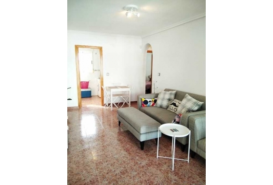 Resale - Apartment - Entre Naranjos