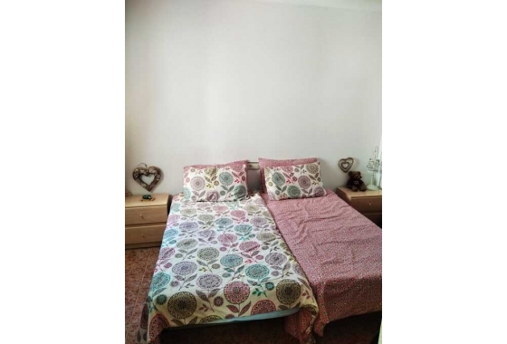 Resale - Apartment - Entre Naranjos