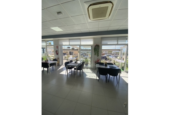 Resale - Commercial Unit - Orihuela - Vistabella Golf