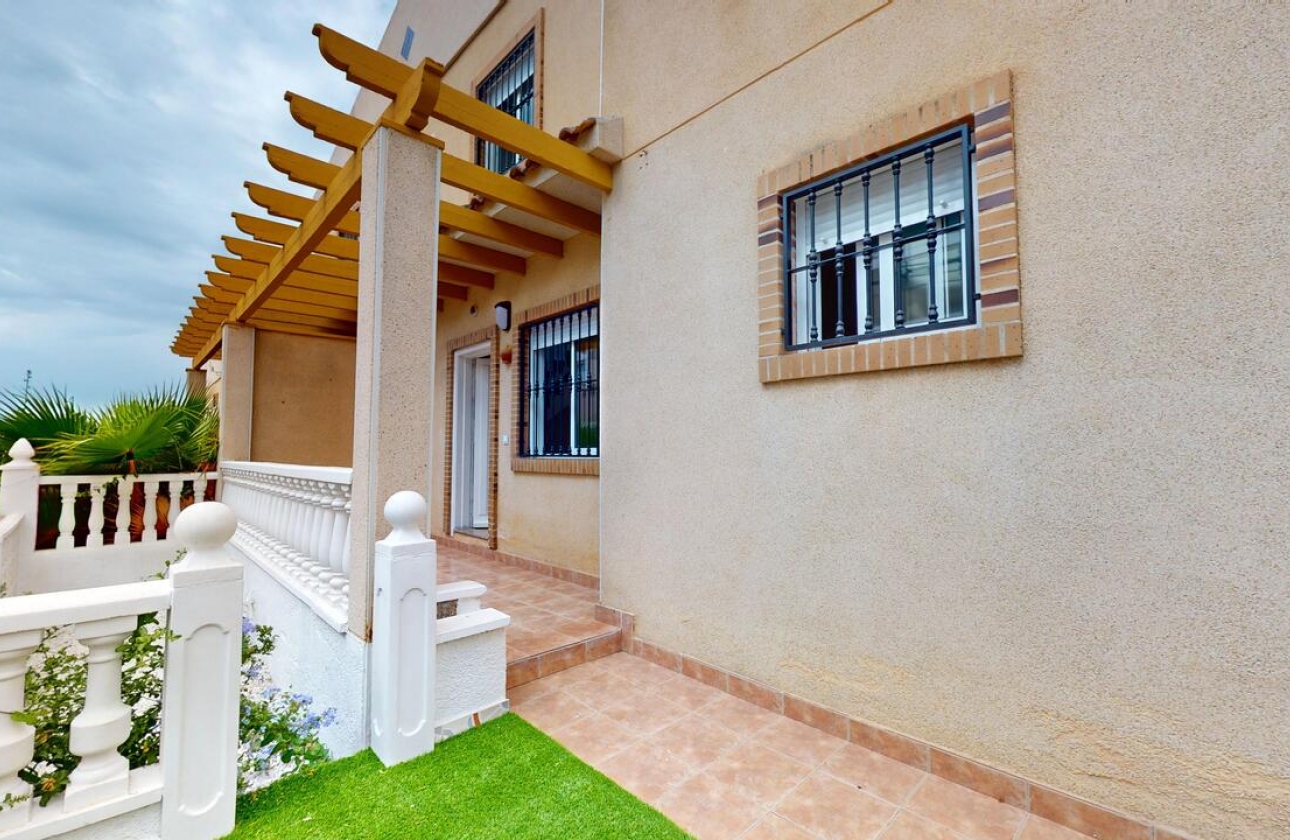 Resale - Townhouse - Orihuela Costa - Villamartín