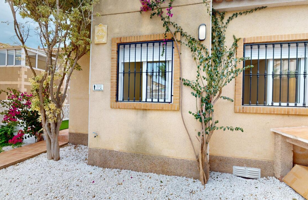 Resale - Townhouse - Orihuela Costa - Villamartín