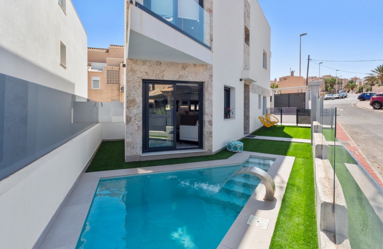 Obra nueva - Villa - Torrevieja - Torrejón