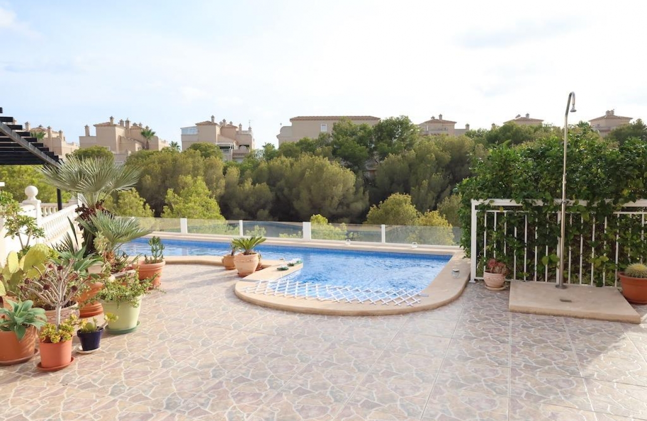 Reventa - Villa - Orihuela Costa - Playa Flamenca