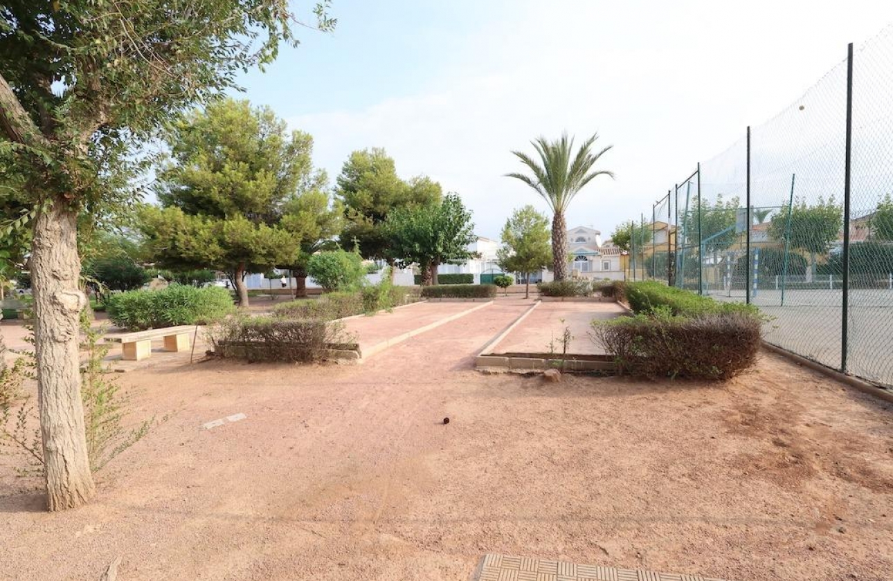 Resale - Semi-detached - Torrevieja - Torretas