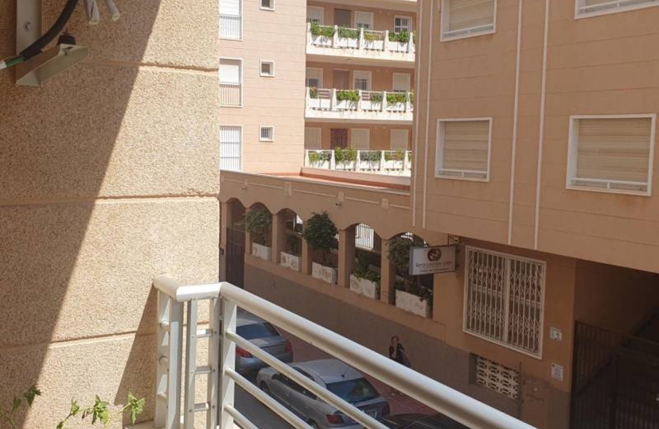 Resale - Apartment - Guardamar del Segura - Los Secanos