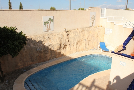 Resale - Villa - Orihuela Costa - La Zenia