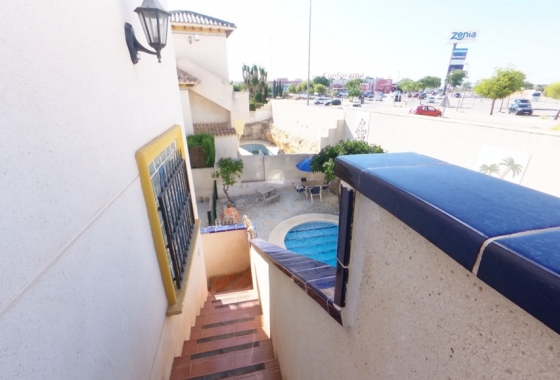 Resale - Villa - Orihuela Costa - La Zenia