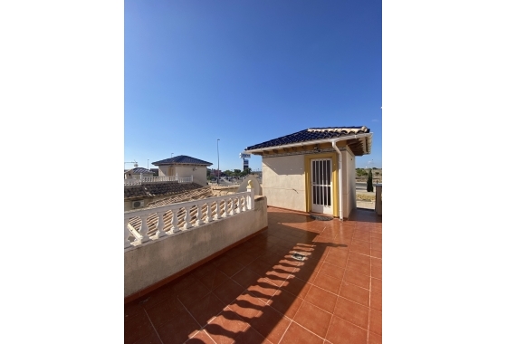 Resale - Villa - Orihuela Costa - La Zenia