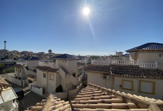 Rynek wtórny - Villa - Orihuela Costa - La Zenia