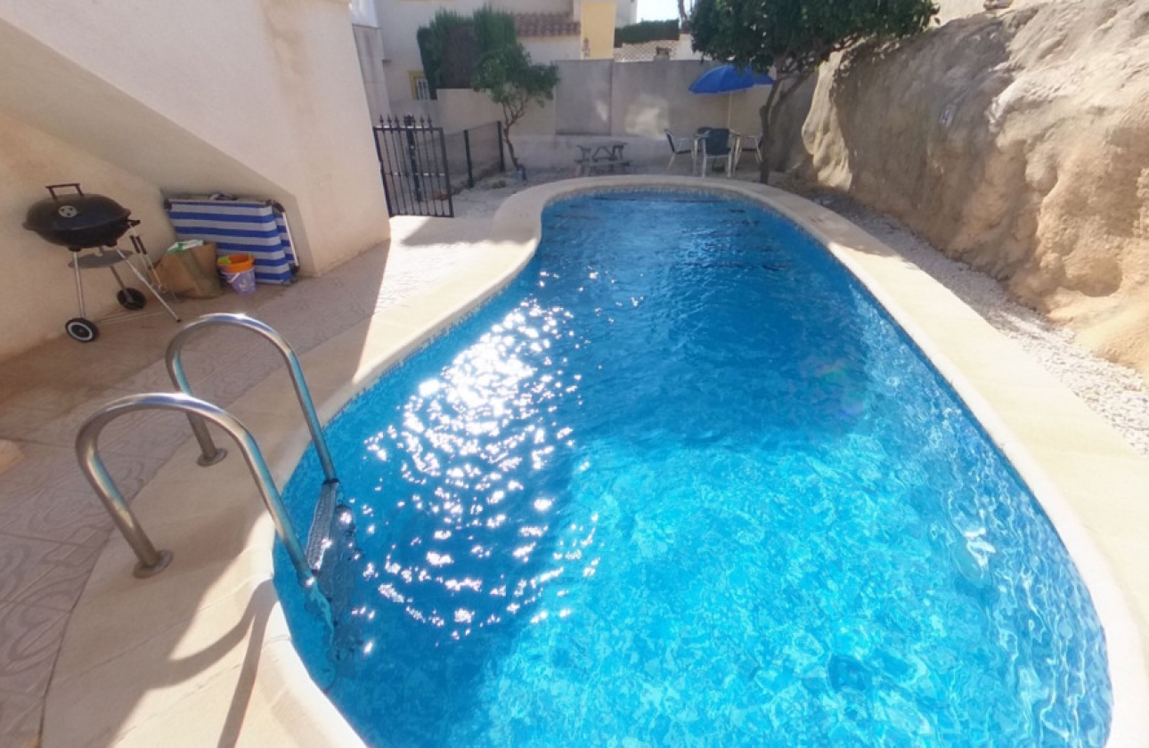 Resale - Villa - Orihuela Costa - La Zenia