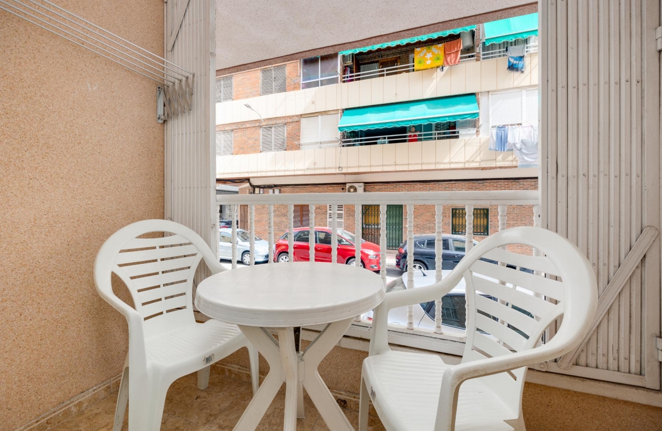 Rynek wtórny - Apartament - Torrevieja - Playa del Acequión