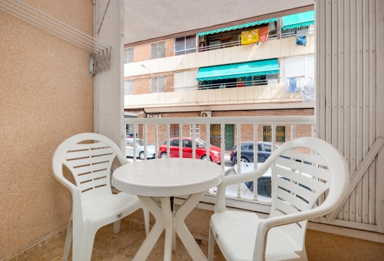 Rynek wtórny - Apartament - Torrevieja - Playa del Acequión