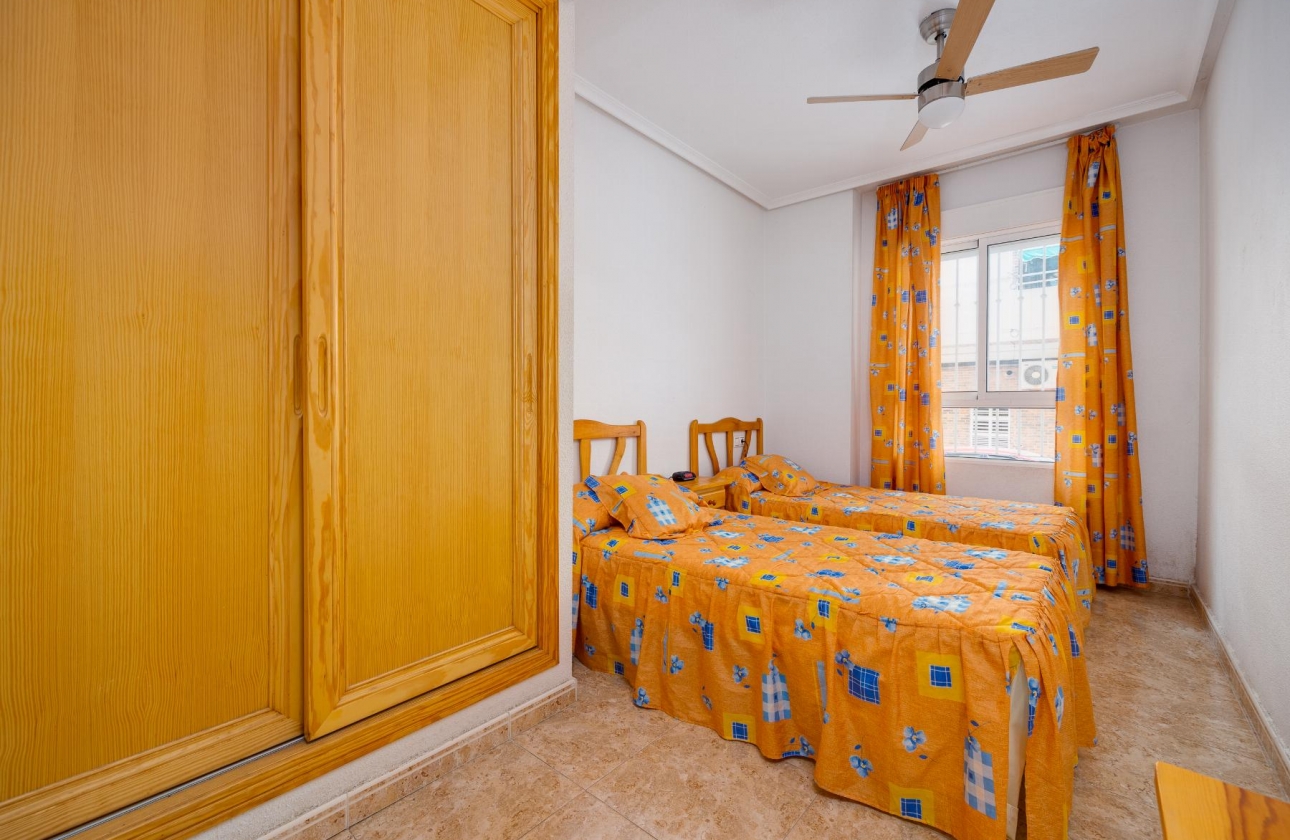 Rynek wtórny - Apartament - Torrevieja - Playa del Acequión