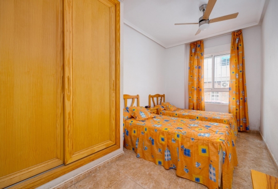 Resale - Apartment - Torrevieja - Playa del Acequión