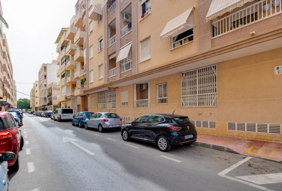 Rynek wtórny - Apartament - Torrevieja - Playa del Acequión