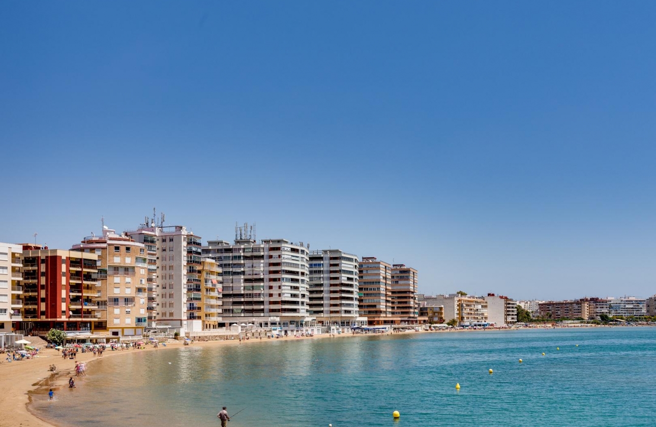 Rynek wtórny - Apartament - Torrevieja - Playa del Acequión