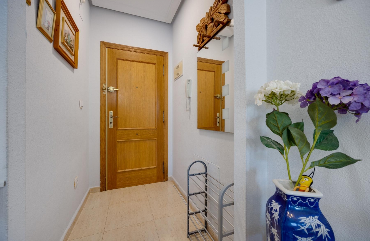 Rynek wtórny - Apartament - Torrevieja - Playa de los Locos