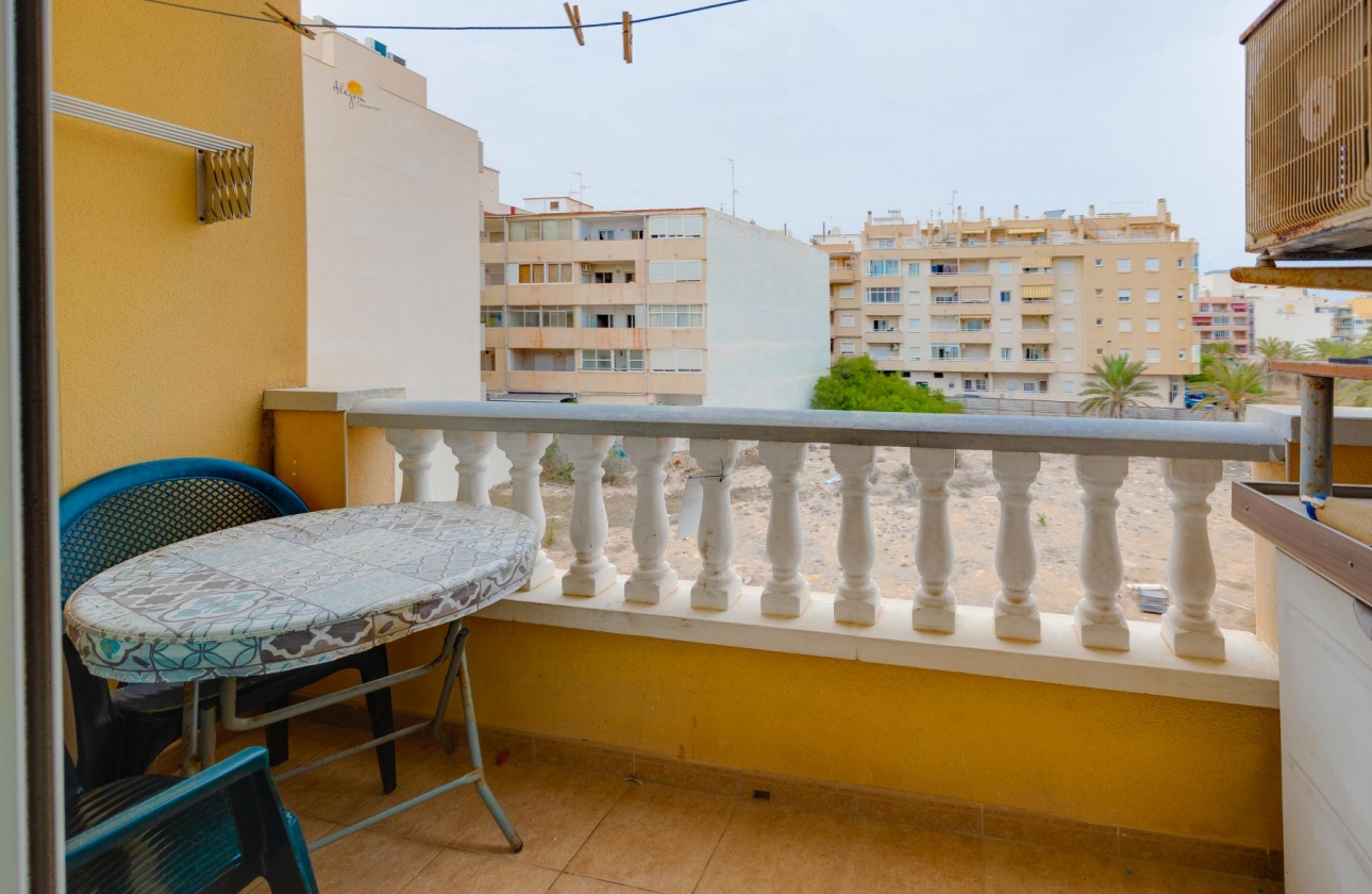 Rynek wtórny - Apartament - Torrevieja - Playa de los Locos