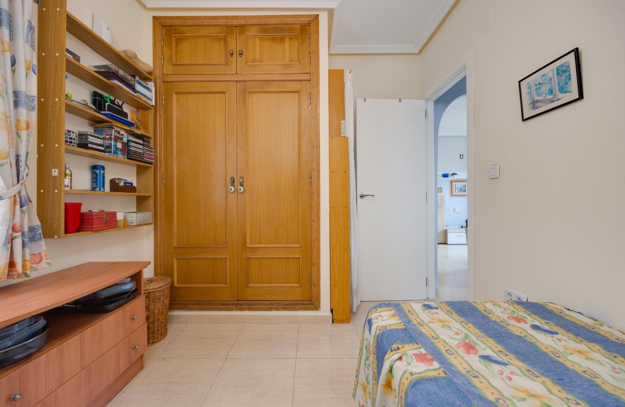 Rynek wtórny - Apartament - Torrevieja - Playa de los Locos