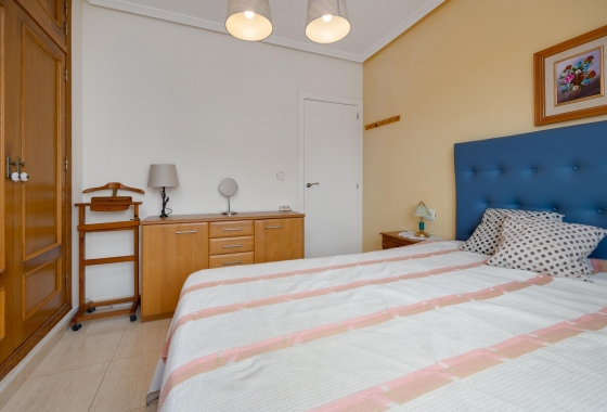 Rynek wtórny - Apartament - Torrevieja - Playa de los Locos