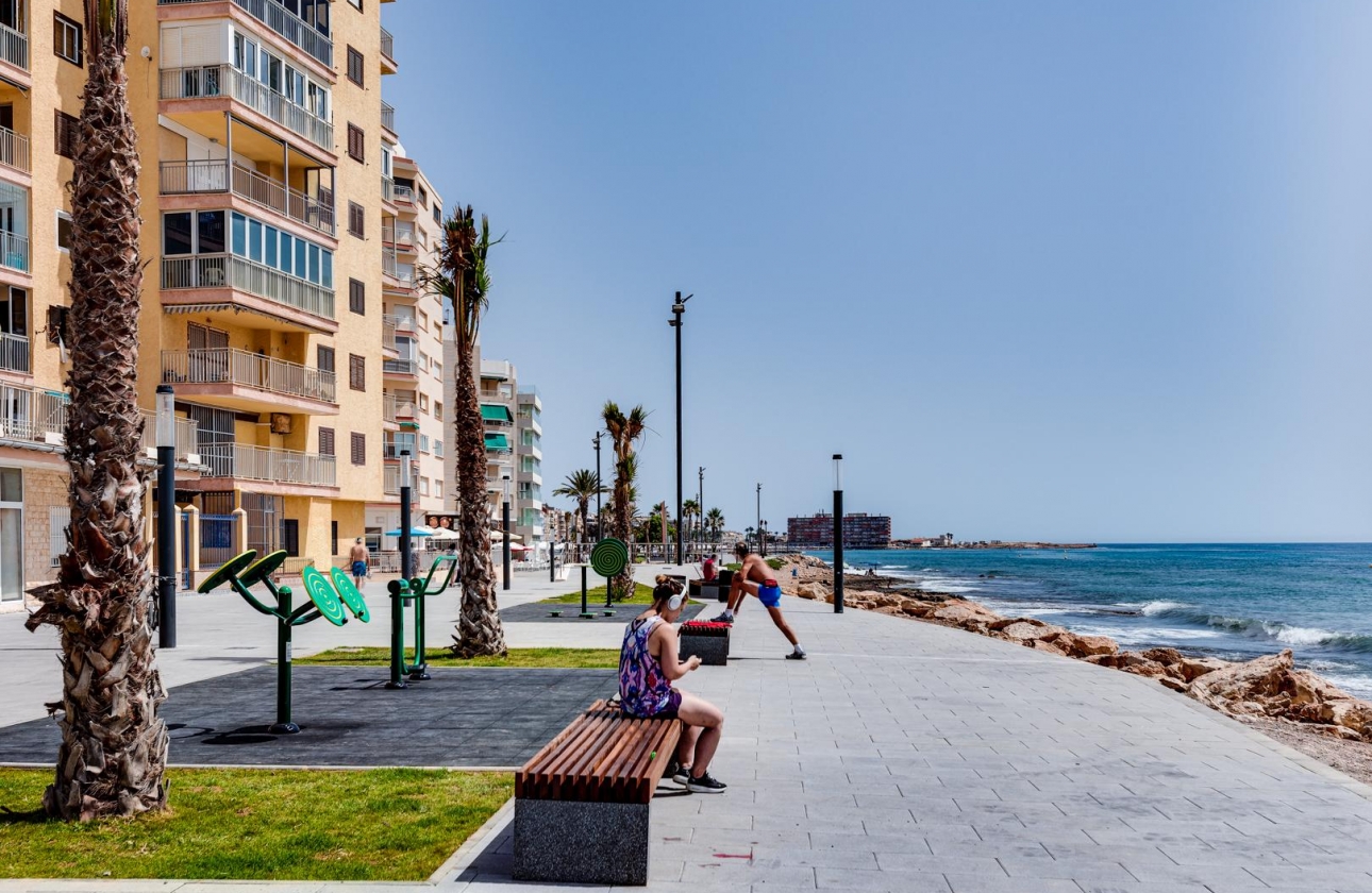 Rynek wtórny - Apartament - Torrevieja - Playa de los Locos