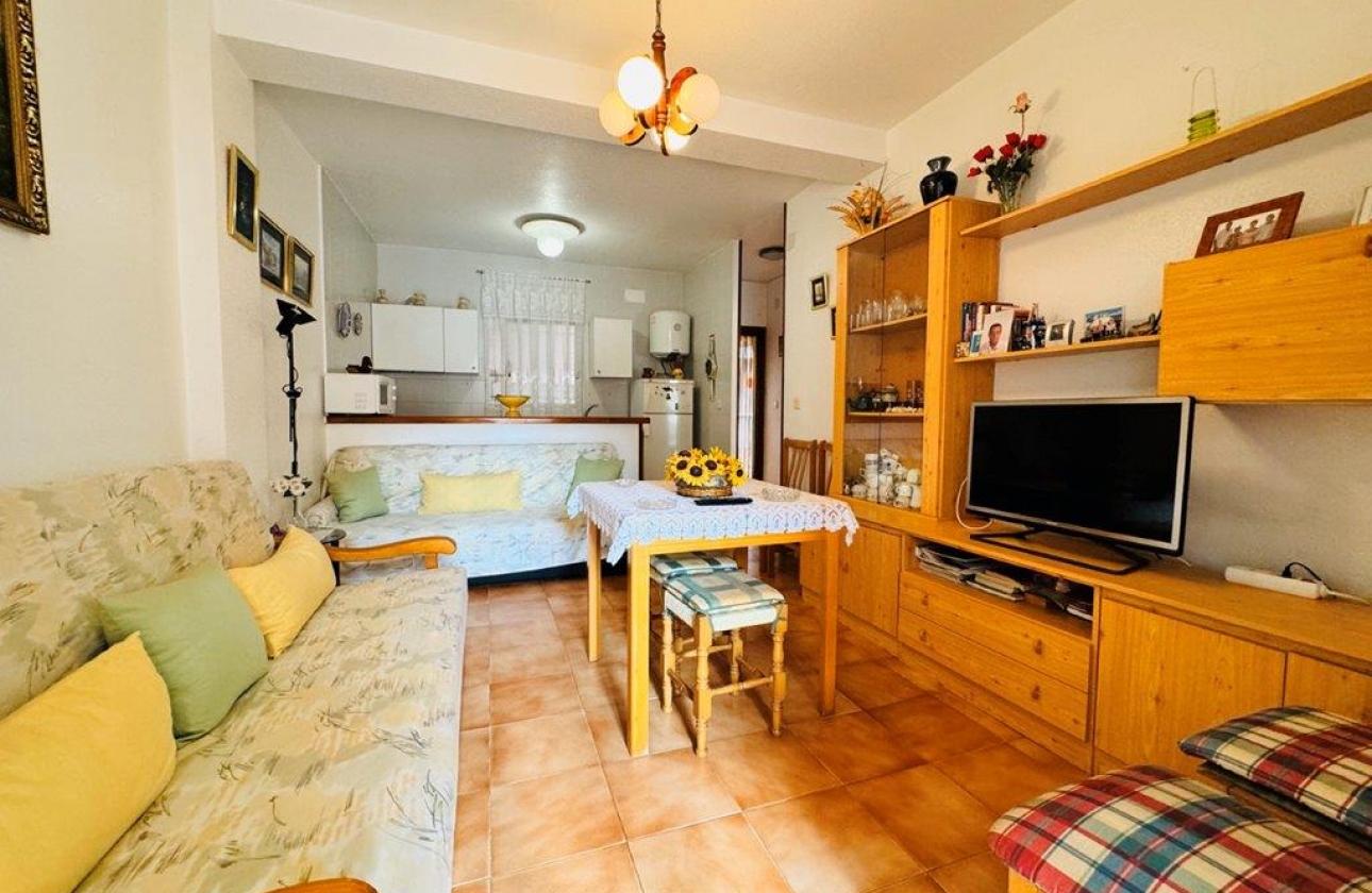 Resale - Apartment - Torrevieja - La Mata