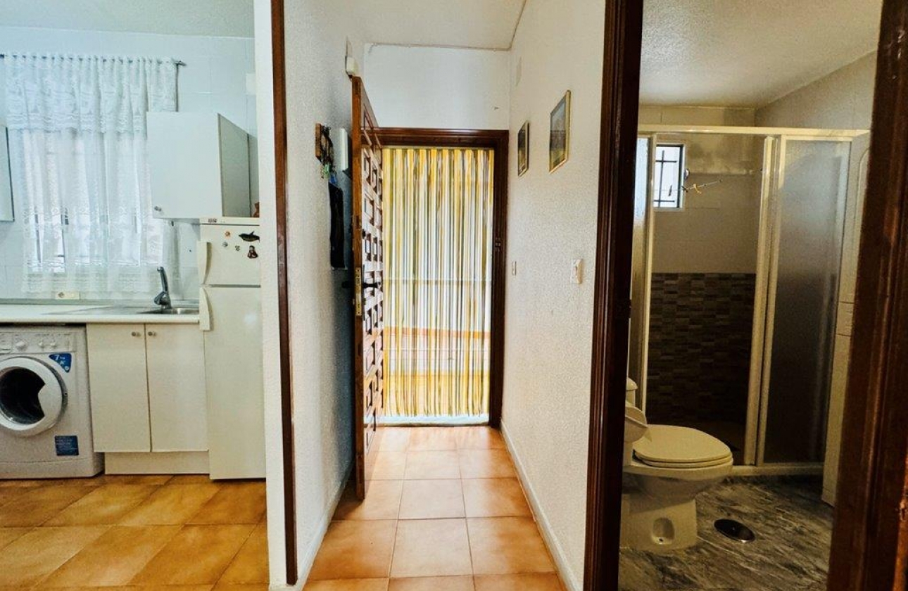 Resale - Apartment - Torrevieja - La Mata