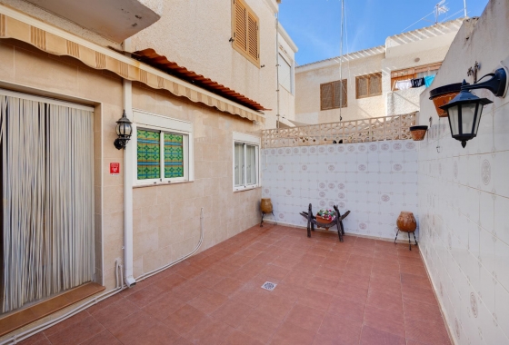 Resale - Bungalow - Torrevieja - Playa de La Acequion