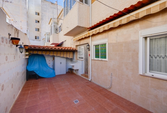 Resale - Bungalow - Torrevieja - Playa de La Acequion