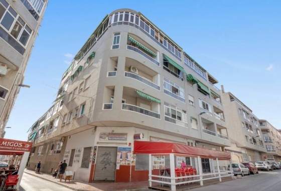 Rynek wtórny - Apartament - Torrevieja - Estacion de autobuses