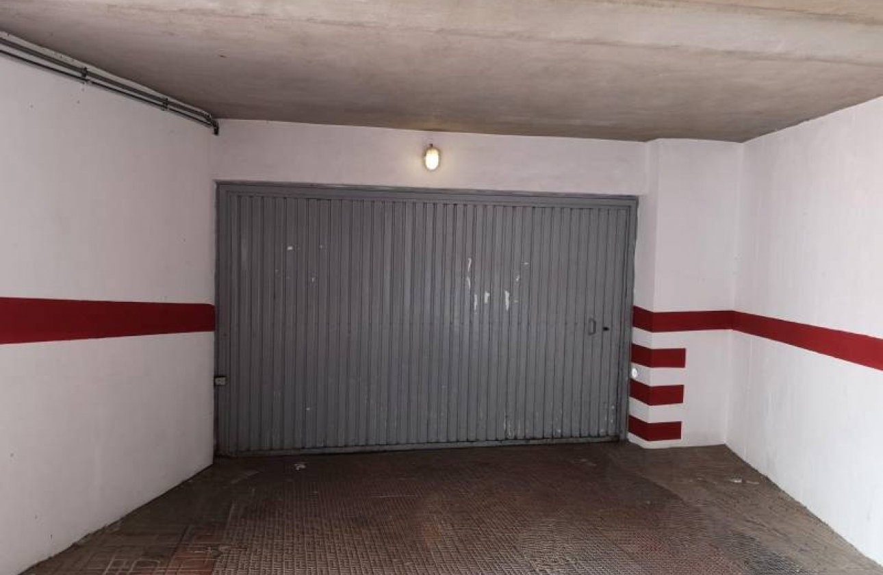 Resale - Apartment - Torrevieja - Estacion de autobuses