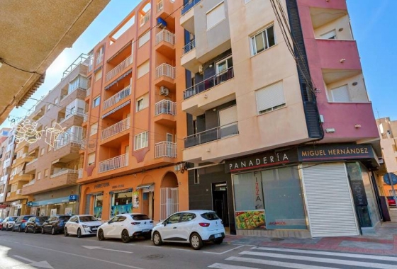 Resale - Apartment - Torrevieja - La Mata