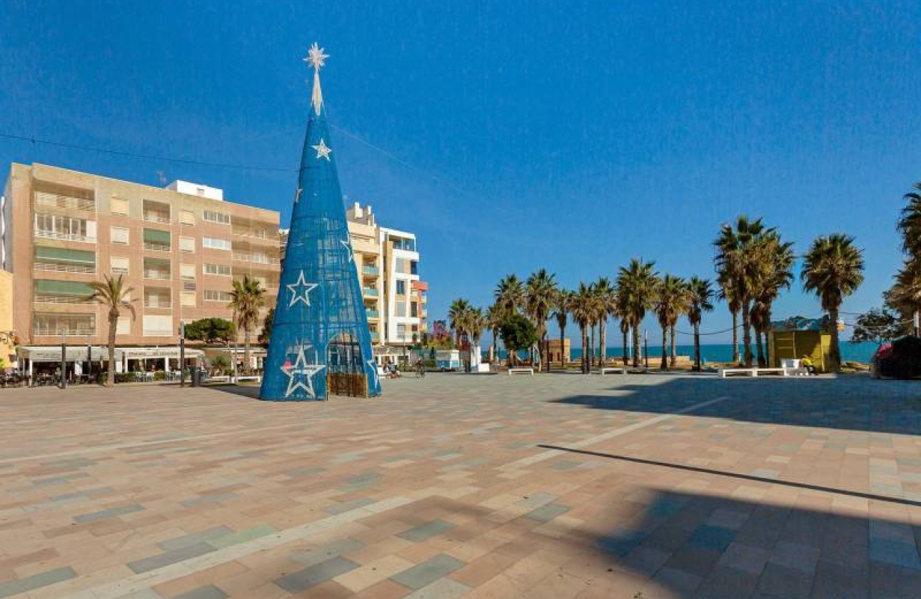 Resale - Apartment - Torrevieja - La Mata