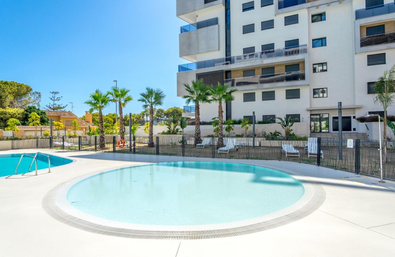 Resale - Apartment - Orihuela Costa - Altos de Campoamor