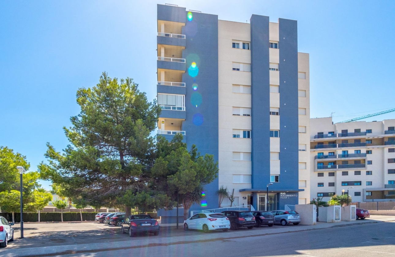 Resale - Apartment - Orihuela Costa - Altos de Campoamor