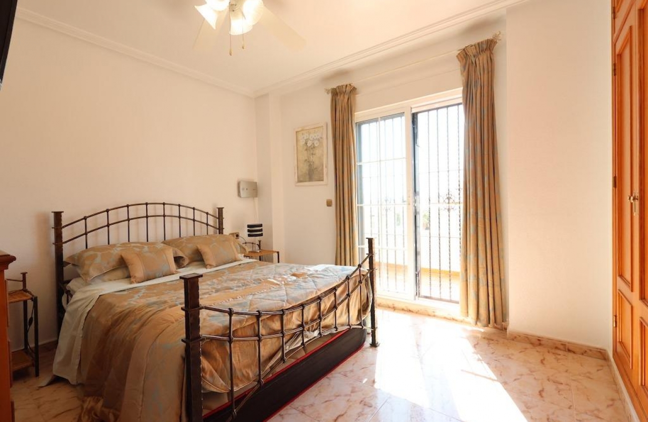 Resale - Townhouse - Orihuela Costa - Montezenia