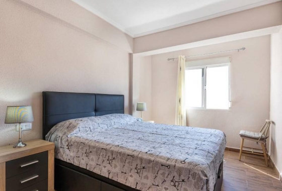 Rynek wtórny - Apartament - Torrevieja - Estacion de autobuses