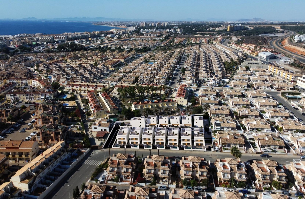 Rynek pierwotny - Villa - Orihuela Costa - La Zenia