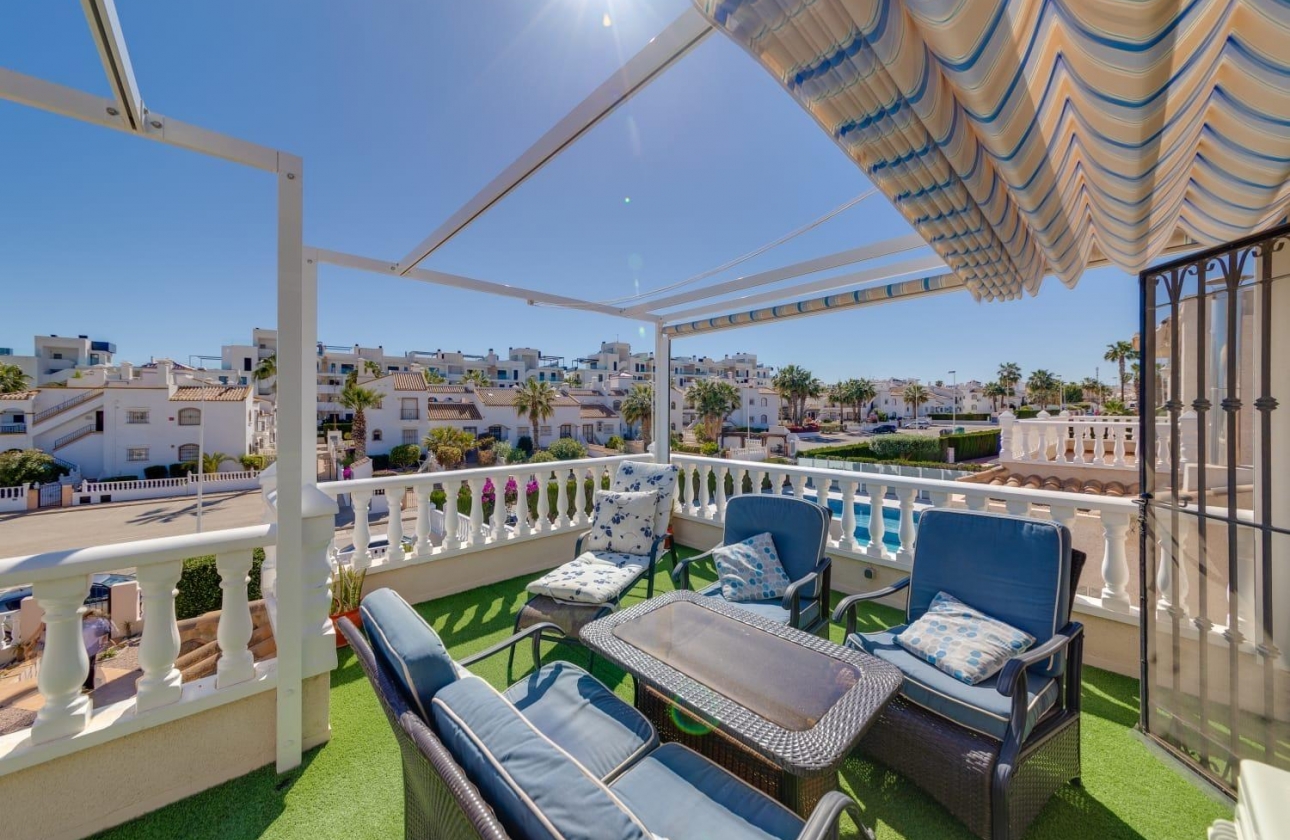 Resale - Villa - Orihuela Costa - Los Dolses