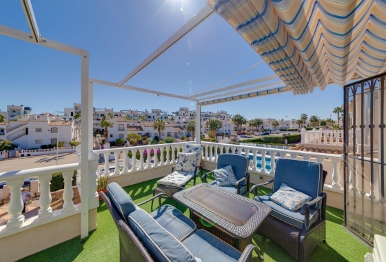 Resale - Villa - Orihuela Costa - Los Dolses