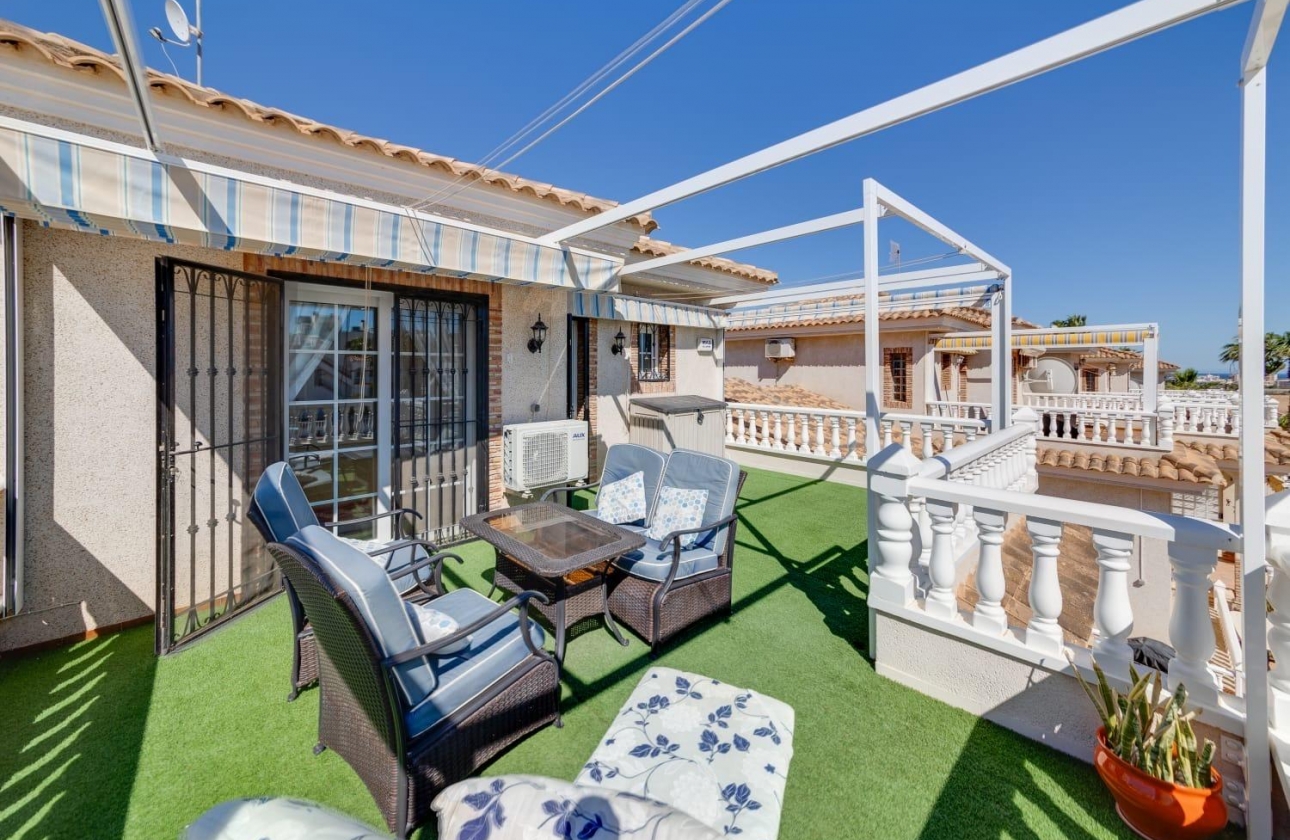 Resale - Villa - Orihuela Costa - Los Dolses