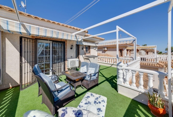 Resale - Villa - Orihuela Costa - Los Dolses