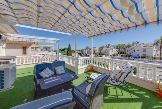 Resale - Villa - Orihuela Costa - Los Dolses