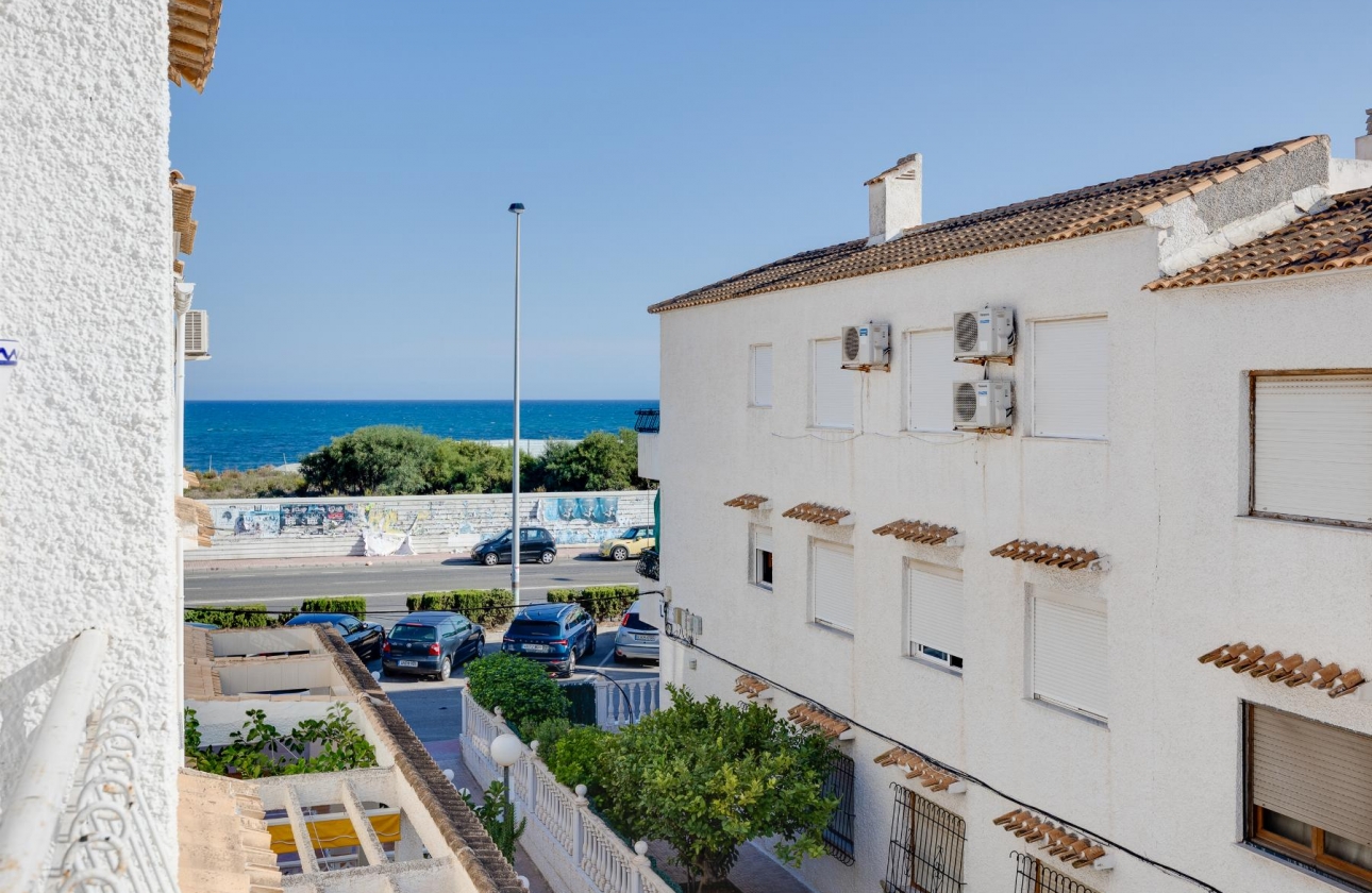 Rynek wtórny - Bungalow - Torrevieja - Playa De Los Naufragos