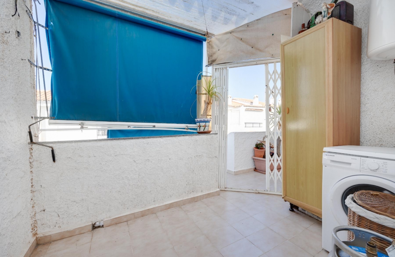 Resale - Bungalow - Torrevieja - Playa De Los Naufragos