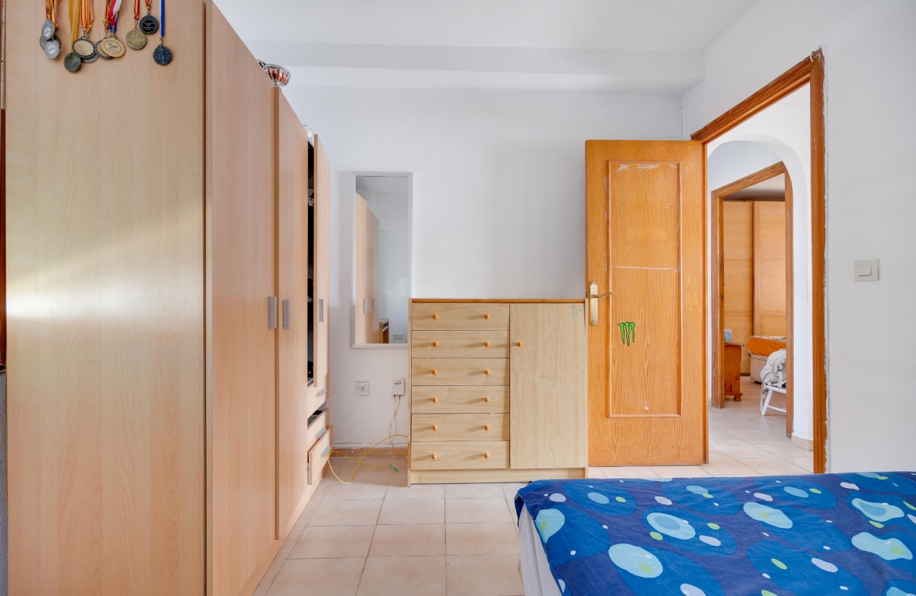 Reventa - Bungalow - Torrevieja - Playa De Los Naufragos