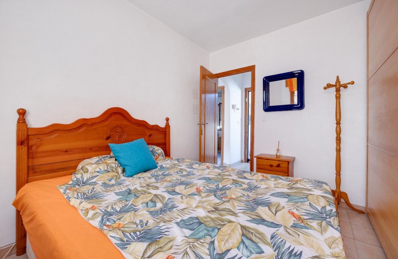 Reventa - Bungalow - Torrevieja - Playa De Los Naufragos