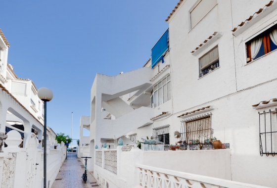 Resale - Bungalow - Torrevieja - Playa De Los Naufragos